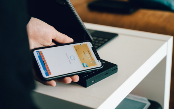 Digital Payments and Modern Spending: Why Traditional Wallets Are Slowly Losing Their Place