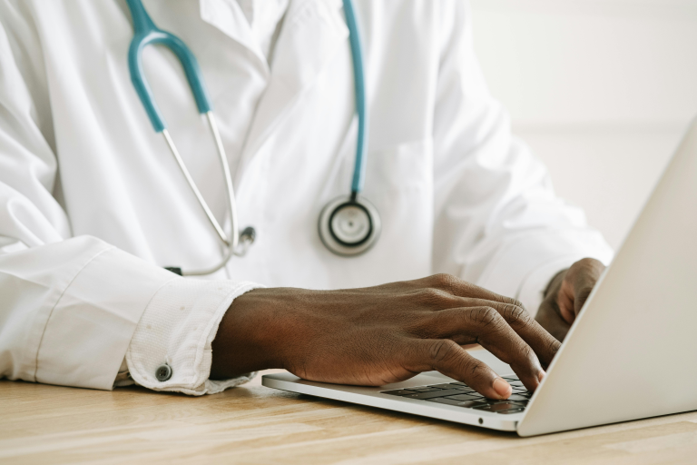 Appointment Scheduling Software: ROI for Healthcare Clinics